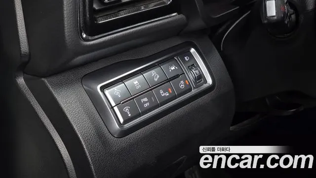 KG_Mobility_Ssangyong TIBOLI Very New Tivoli Бензин 1.5 2WD — Фото автомобиля 16