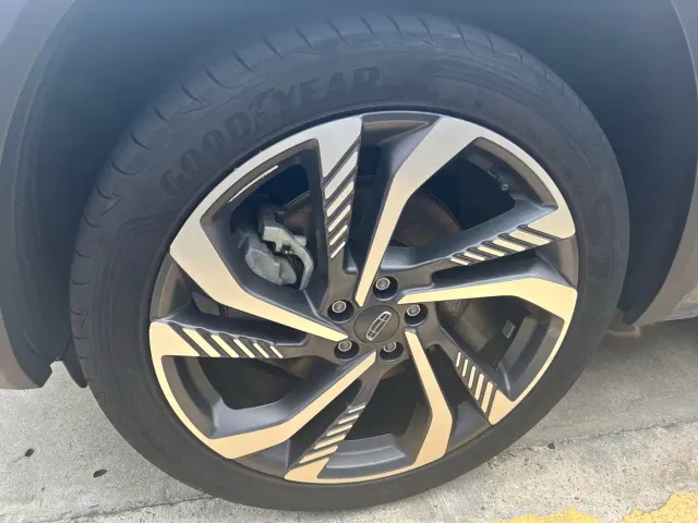 Geely Xingyue L — Фото автомобиля 5