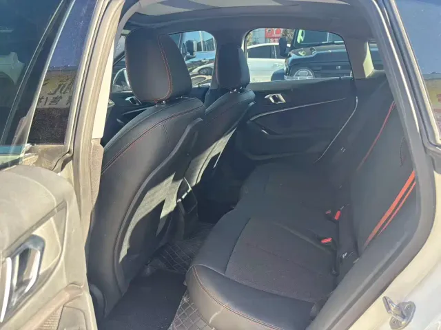 BMW 2 Series — Фото автомобиля 6