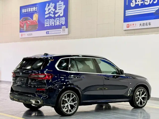 BMW X5 — Фото автомобиля 11