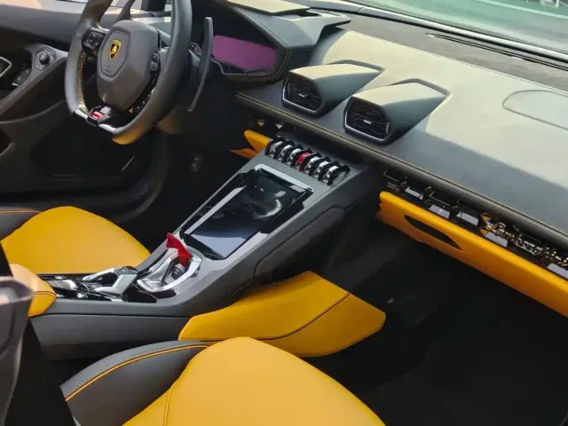 Lamborghini Huracan — Фото автомобиля 5