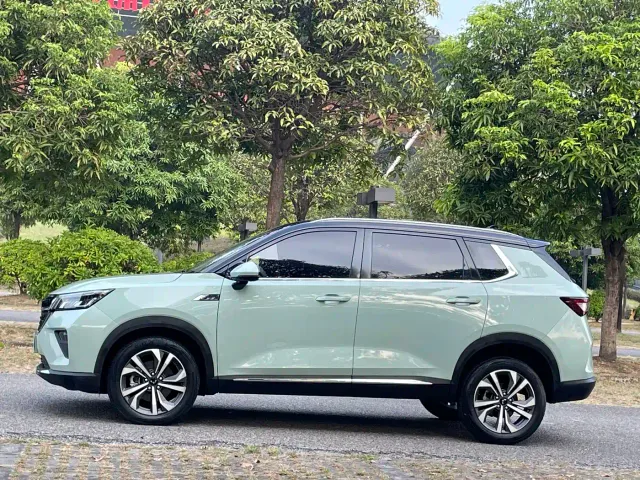 Wuling Asta — Фото автомобиля 15