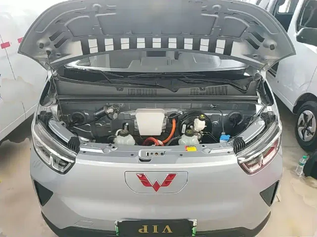 Wuling Yangguang — Фото автомобиля 19