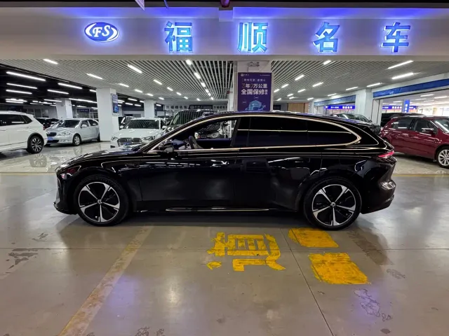 Nio ET5 Touring — Фото автомобиля 9