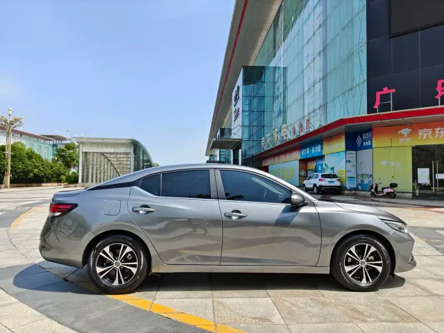 Nissan Sylphy — Фото автомобиля 7