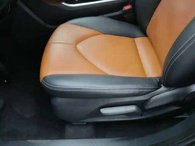 Toyota Highlander — Фото автомобиля 20