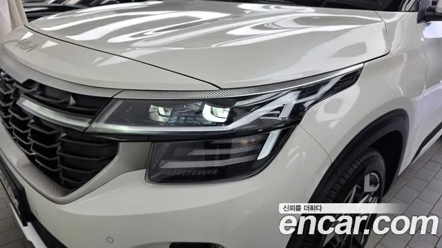 Kia Seltos — Фото автомобиля 7