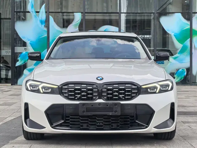 BMW 3 Series — Фото автомобиля 3