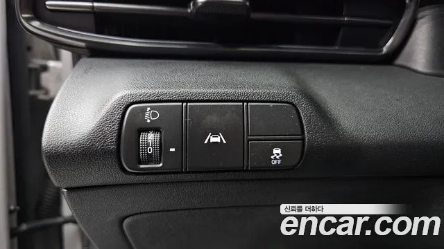 Hyundai AVANTE — Фото автомобиля 12