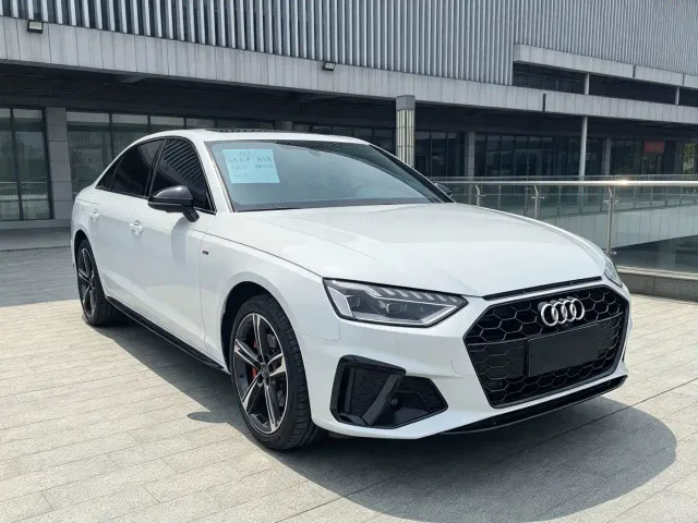 Audi A4L — Фото автомобиля 3