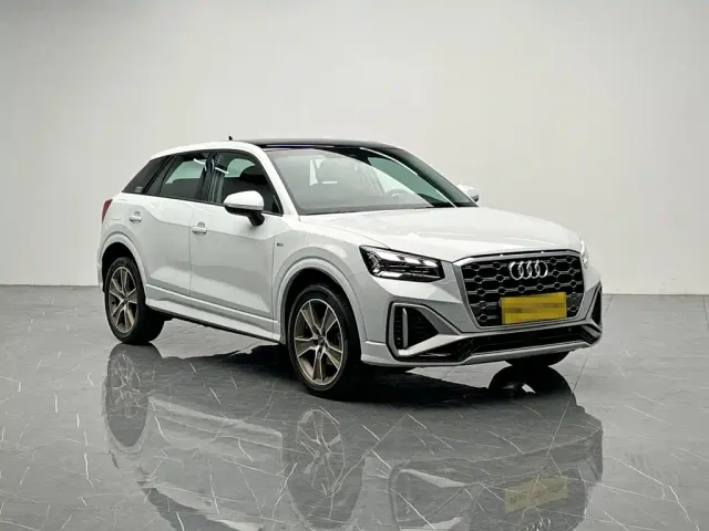 Audi Q2L — Фото автомобиля 8