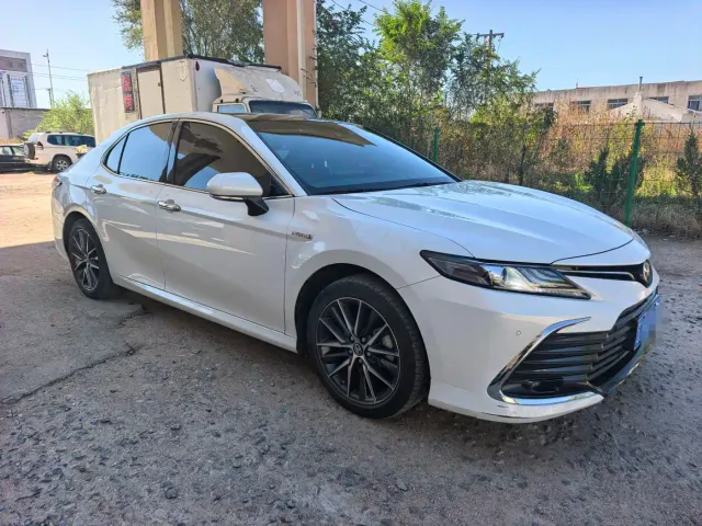 Toyota Camry — Фото автомобиля 3