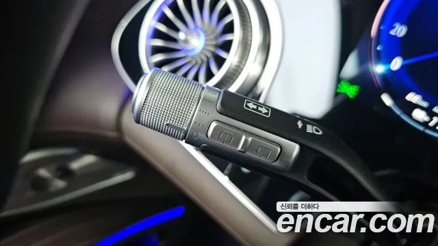 Mercedes-Benz EQS — Фото автомобиля 17