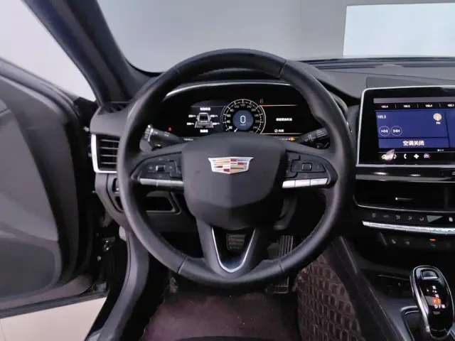 Cadillac CT5 — Фото автомобиля 15