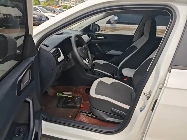 Volkswagen Tharu — Фото автомобиля 15