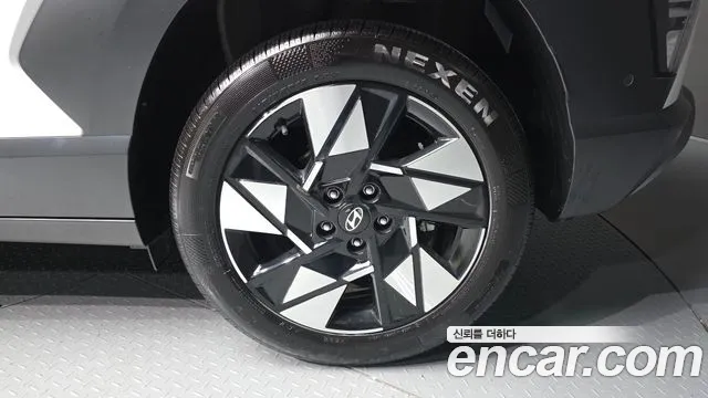 Hyundai Kona SX2 — Фото автомобиля 5