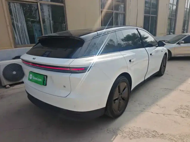 Li Auto i6 — Фото автомобиля 6