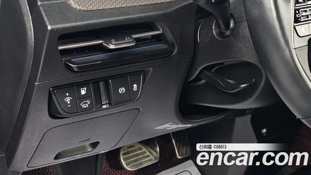 Kia EV6 — Фото автомобиля 24