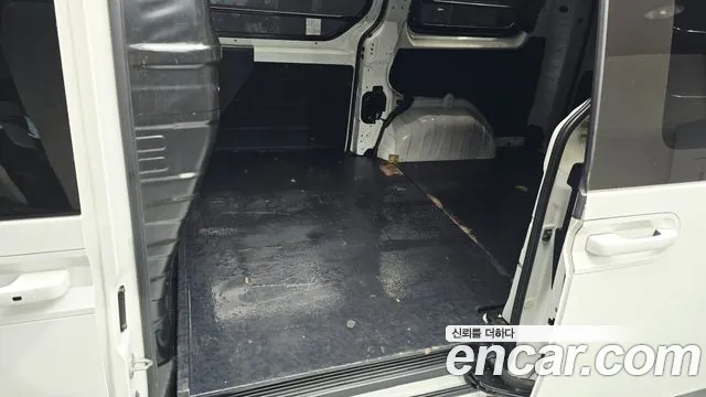 Hyundai Staria — Фото автомобиля 20