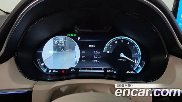 Genesis GV70 — Фото автомобиля 11