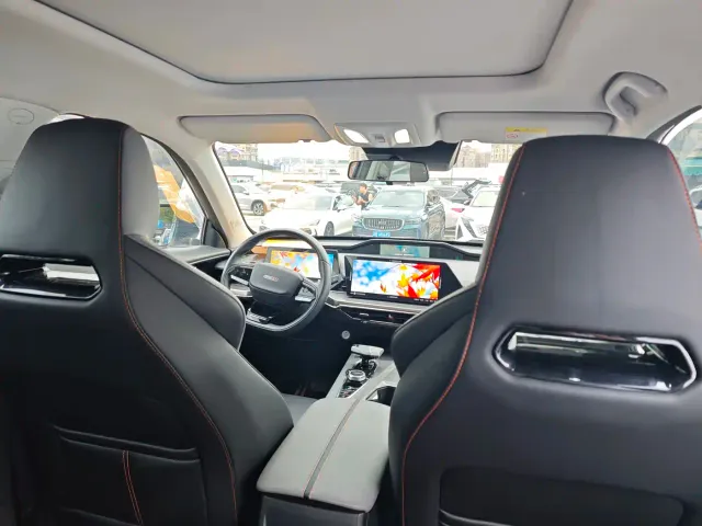 Changan Z6 — Фото автомобиля 6