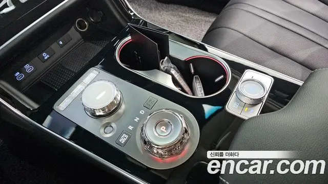 Genesis GV80 2.5T Бензин 2WD — Фото автомобиля 9