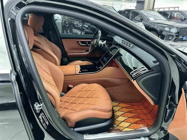 Mercedes-Benz Maybach S-Class — Фото автомобиля 16