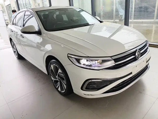 Volkswagen Bora — Фото автомобиля 3