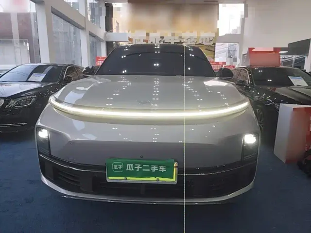 Li Auto L8 — Фото автомобиля 2