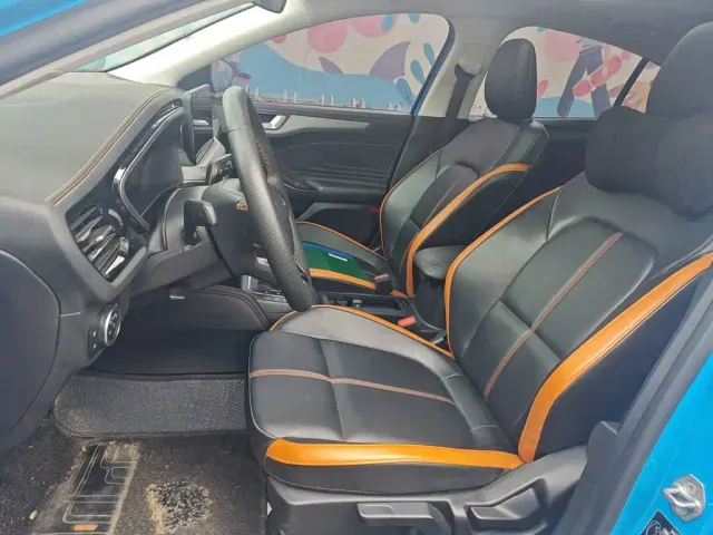 Ford Focus — Фото автомобиля 7