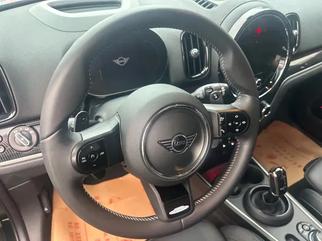 MINI JCW COUNTRYMAN — Фото автомобиля 6