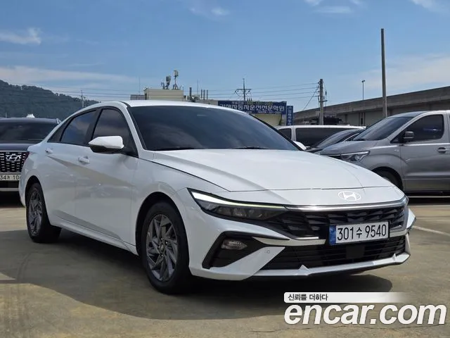 Hyundai Avante CN7 — Фото автомобиля 18