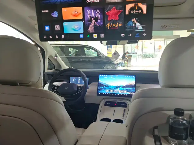 Arcfox Wendao V9 — Фото автомобиля 11