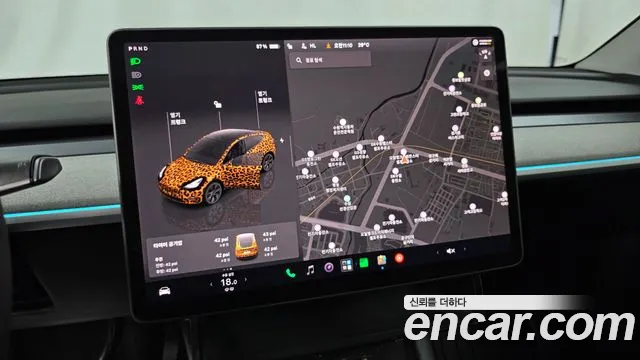 Tesla Model Y — Фото автомобиля 13