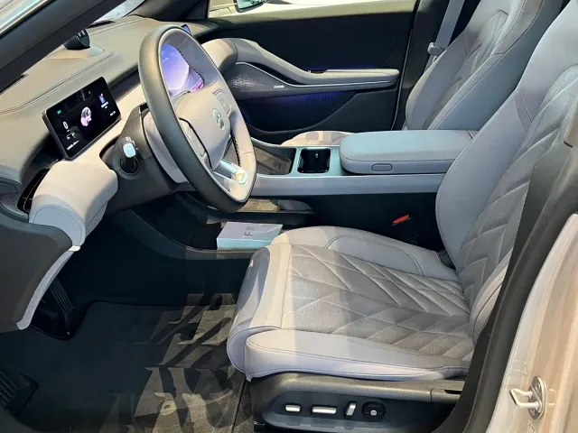 Nio ET5 Touring — Фото автомобиля 7