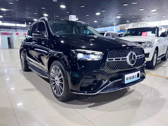 Mercedes-Benz GLE-Class — Фото автомобиля 3