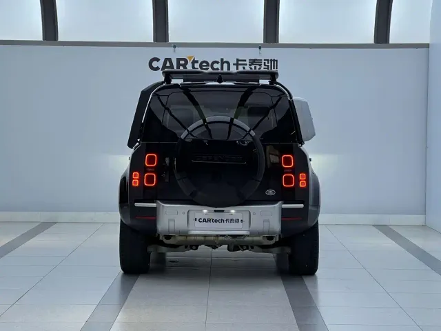 Land Rover Defender — Фото автомобиля 6
