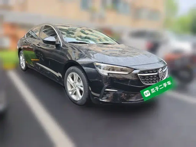 Buick Regal — Фото автомобиля 3