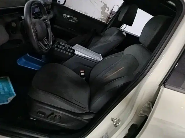 Hyundai ELEXIO — Фото автомобиля 14