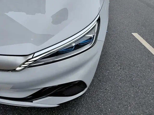 BYD Yuan PLUS — Фото автомобиля 23