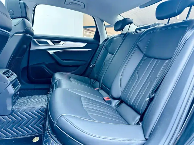 Audi A6L — Фото автомобиля 15