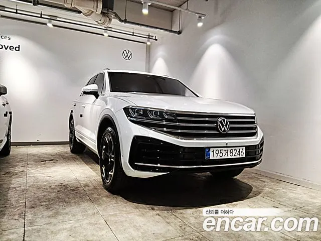 Volkswagen Touareg — Фото автомобиля 4