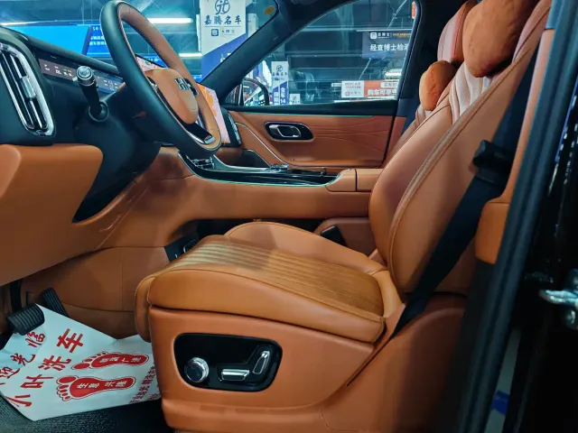 Geely Galaxy M9 — Фото автомобиля 4