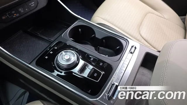 Kia Canival Новый Carnival 4 поколение Дизель 9 мест Signature — Фото автомобиля 9