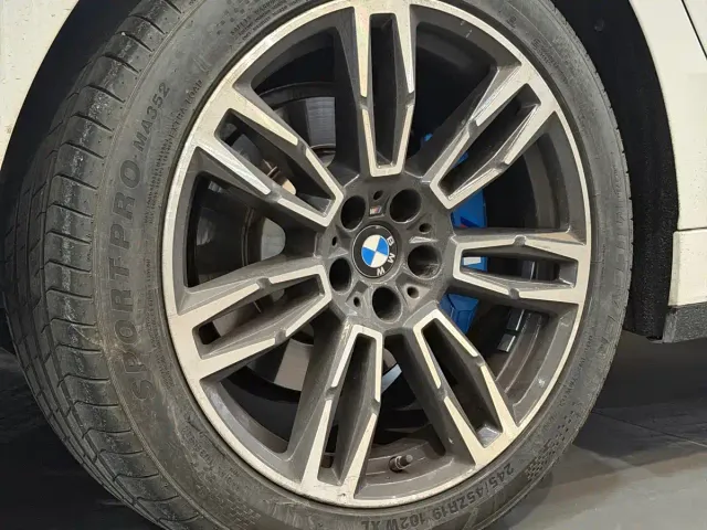 BMW 5 Series — Фото автомобиля 8