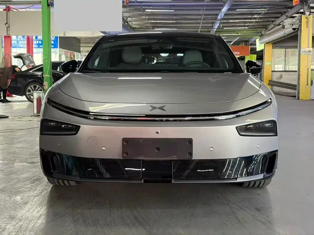 Xpeng P7+ — Фото автомобиля 2