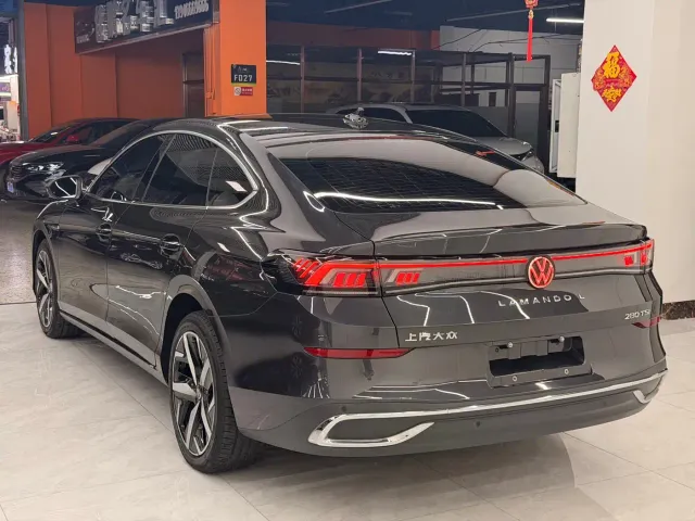 Volkswagen Lamando — Фото автомобиля 4