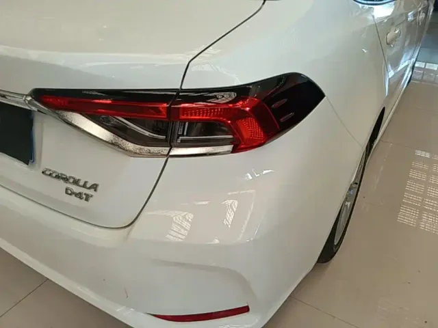 Toyota Corolla — Фото автомобиля 7
