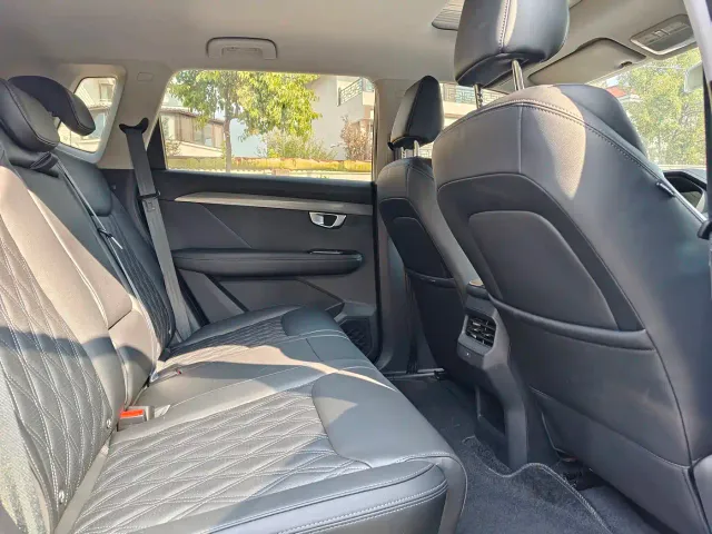 Wuling Asta — Фото автомобиля 12