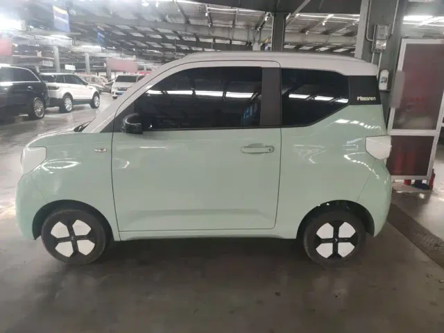 Wuling Hongguang Mini EV — Фото автомобиля 23
